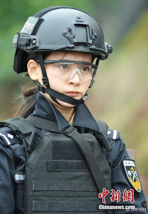 #ตำรวจสวยบอกด้วย “ซ่งไต้ลี่” ตำรวจจีนหน่วย SWAT ที่กำลังโด่งดังในโลกออนไลน์จีน ณ…